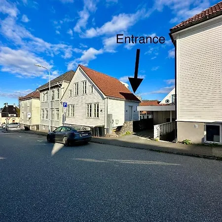 A Place To Stavanger, 3 *